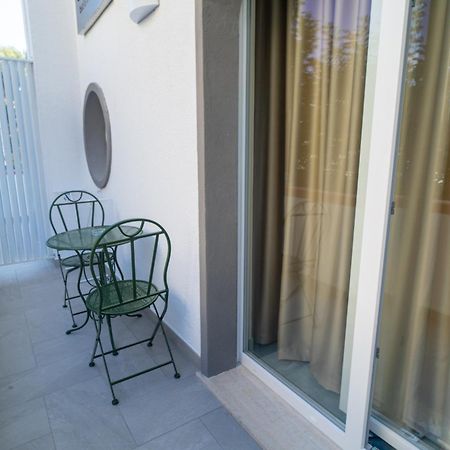 Suite 14 Scalea Exterior photo
